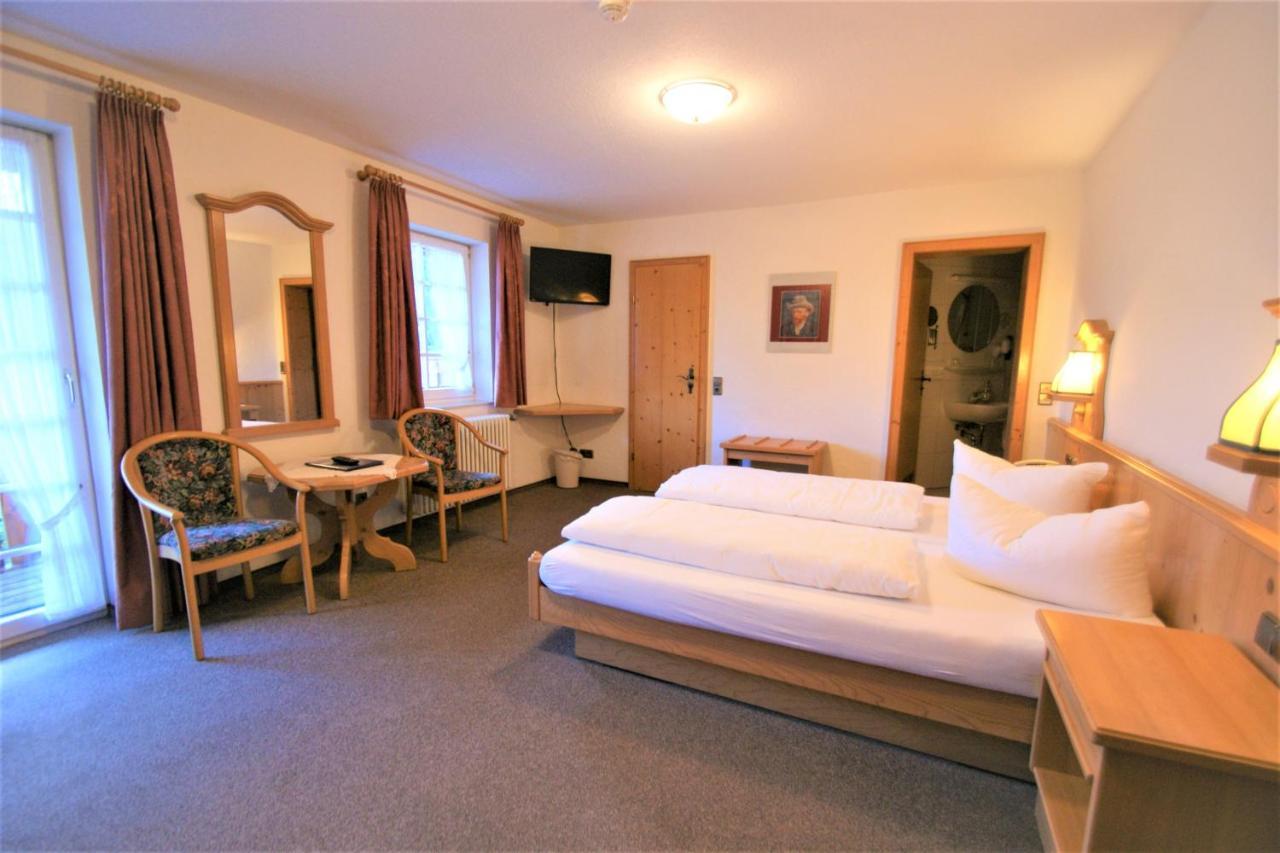 Zur Traube Schwarzwaldhotel & Restaurant Am Titisee Sankt Märgen Εξωτερικό φωτογραφία