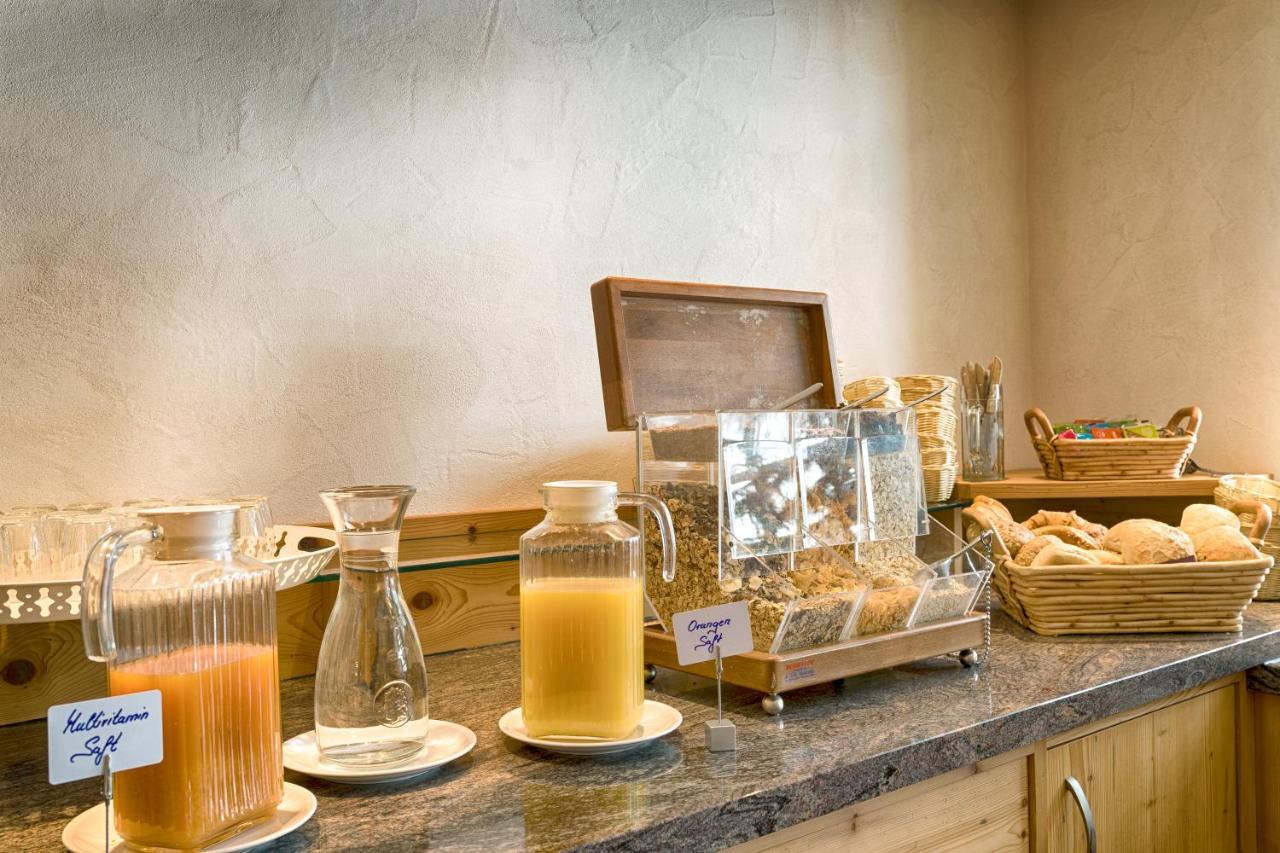Zur Traube Schwarzwaldhotel & Restaurant Am Titisee Sankt Märgen Εξωτερικό φωτογραφία