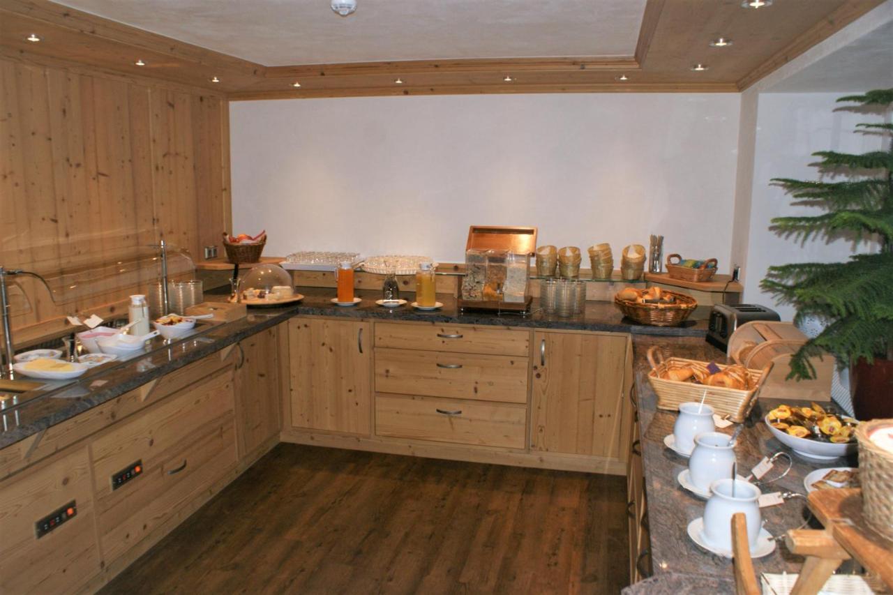 Zur Traube Schwarzwaldhotel & Restaurant Am Titisee Sankt Märgen Εξωτερικό φωτογραφία